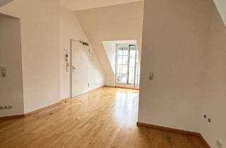 Wohnung mieten in 79108 Zähringen, Licht, Luft, Lage! Ihre neue 1-Zimmer-Dachgeschossperle in Freiburg