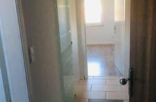Wohnung kaufen in 32139 Spenge, Spenge - Stilvolle, modernisierte 2-Zimmer-Wohnung mit EBK in Spenge