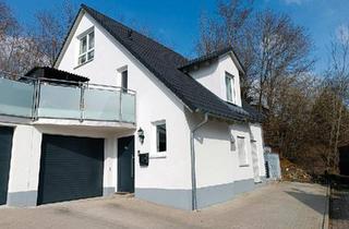 Einfamilienhaus kaufen in 89364 Rettenbach, Rettenbach - Einfamilienhaus mit Garage und Grundstück (Massivhaus)