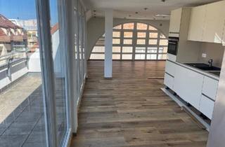 Penthouse kaufen in 70176 Stuttgart, Stuttgart - Neuwertige 3,5 Zi. Penthouse-Whg. Stgt.-Süd, Aufzug & Stellplatz