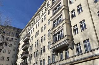 Wohnung kaufen in 10247 Friedrichshain, Attraktive 2-Zimmer-Wohnung mit Aussicht am Frankfurter Tor