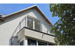 Wohnung kaufen in 15566 Schöneiche, bezugsfreie helle 1-Zimmer Dachgeschosswohnung in Schöneiche bei Berlin