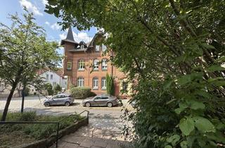 Wohnung kaufen in 65205 Erbenheim, Bezaubernde Stilaltbauetage mit Terrasse und Garagenplatz