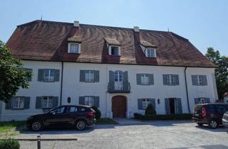 Wohnung kaufen in Winkl 11c, 83355 Grabenstätt, 3-Zi. Maisonette Wohnung im historischen Schloß Winkl am Chiemsee