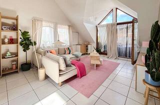 Wohnung kaufen in 63110 Rodgau, Lichtdurchflutete 1-Zimmer-Dachgeschosswohnung mit Balkon und Tiefgarage in Rodgau/ Nieder-Roden