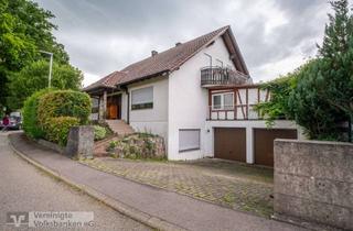 Wohnung kaufen in 75378 Bad Liebenzell, Großzügige 3,5-Zimmer-ETW mit großem Garten und Doppelgarage!