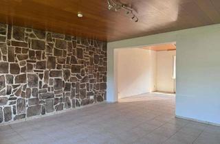 Wohnung mieten in 67731 Otterbach, GERÄUMIGE 5-ZIMMER-HOCHPARTERRE-WOHNUNG MIT BALKON UND CARPORT!