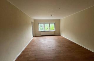 Wohnung mieten in Wilhelm-Busch-Str. 20, 49716 Meppen, Modernisierte 4-Zimmer-Wohnung mit gehobener Innenausstattung mit Balkon