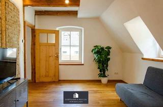 Wohnung mieten in 92237 Sulzbach-Rosenberg, Sanierter Altbau: 2,5-Zimmer Dachgeschosswohnung mit Terrasse