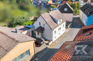 Einfamilienhaus kaufen in 92670 Windischeschenbach, Liebevoll saniertes Einfamilienhaus mit neuen Bädern, Einbauküche und Garten in Windischeschenbach