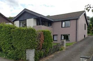 Haus kaufen in 58540 Meinerzhagen, Großzügiges Zweifamilienhaus mit zwei separaten Wohneinheiten