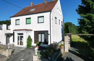 Mehrfamilienhaus kaufen in 95490 Mistelgau, Großzügiges Ein- oder Mehrfamilienhaus in Randlage mit herrlichem Ausblick!