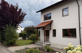 Haus mieten in Beethovenstraße 12, 89331 Burgau, Großzügiges Reiheneckhaus für Gartenliebhaber in bester Lage in Burgau