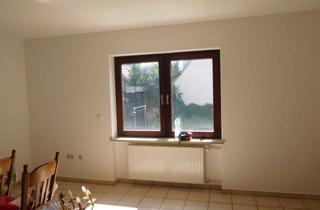 Haus mieten in Waldweg 10, 85386 Eching, Preiswertes 6-Raum-Reihenendhaus mit gehobener Innenausstattung und EBK in Eching