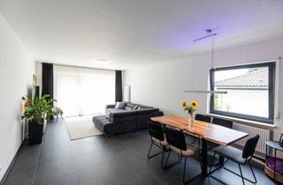 Haus kaufen in 65474 Bischofsheim, Kettenhaus (Endhaus) mit Tageslichtbad, Gäste-WC, Garten und Garage in beliebter Lage