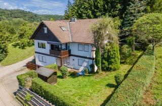 Haus kaufen in 74429 Sulzbach-Laufen, Ein Zweifamilienwohnhaus mit Viel Platz. Viel Aussicht. Viel Zuhause.