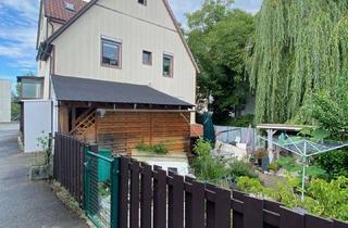 Haus kaufen in 72793 Pfullingen, Charmantes Zweifamilienhaus mit tollem Garten