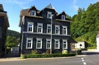 Einfamilienhaus kaufen in Neuhäuser Straße, 98746 Katzhütte, Geräumiges, günstiges und modernisiertes 9-Raum-Einfamilienhaus mit geh. Innenausstattung