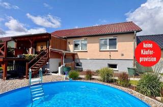 Einfamilienhaus kaufen in 17087 Altentreptow, HORN IMMOBILIEN ++ RESERVIERT! Altentreptow, Haus mit Garage, Doppelcarport, Pool und Einbauküche