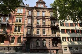 Wohnung kaufen in 65185 Südost, Hier wohnen Sie am Puls der Zeit! Große 5-Zi.-ALTBAU-Wohnung in Wiesbaden - nähe Hauptbahnhof!