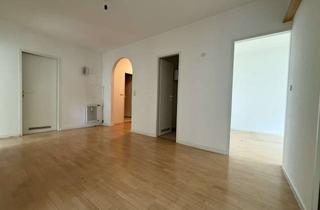 Wohnung kaufen in 94032 Passau, WG geeignete Wohnung mit Potenzial! 4-Zimmer-Wohntraum mit 95 m²