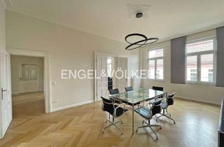 Wohnung mieten in 68165 Schwetzingerstadt, Luxuriöse Altbau-Wohnung: 4,5 Zimmer in Bestlage der Mannheimer Oststadt!