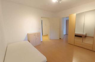 Wohnung mieten in 96450 Coburg, Exklusive 4-Zimmer-EG-Wohnung mit Balkon und EBK in Coburg