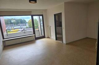 Sozialwohnungen mieten in Wiedenhofer Straße 10 - 22, 42719 Wald, NUR WBS - 3 Zimmerwohnung für Personen ab 60 Jahre in Solingen-Wald!