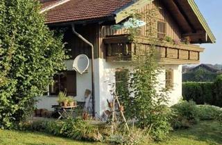 Wohnung mieten in Latschenweg 6a, 83083 Riedering, Charmante 3-Zimmer-Wohnung mit Terrasse, Garten, Garage & Keller in Riedering