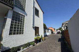 Einfamilienhaus kaufen in Obertshäuser Straße 29, 63165 Mühlheim, Einfamilienhaus inkl. Metzgerei und Lagerhallen in bester Lage