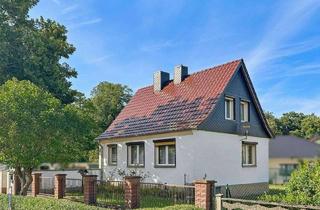 Einfamilienhaus kaufen in 06258 Schkopau, Charmantes Einfamilienhaus mit Potenzial in ruhiger Lage von Schkopau