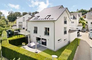 Doppelhaushälfte kaufen in 76530 Ebersteinburg, Stilvolle Doppelhaushälfte in Panoramalage von Baden-Baden – modern, energieeffizient und großzügig