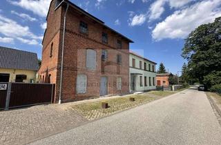Haus kaufen in 19386 Karbow, Historischer Dreiseitenhof mit Charme und Potenzial in ruhiger Lage