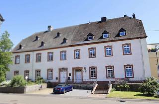 Mehrfamilienhaus kaufen in 54486 Mülheim, Stilvolles Denkmalobjekt mit großzügiger Hauptwohnung und fünf Wohneinheiten in Mülheim an der Mosel