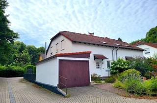 Doppelhaushälfte kaufen in 58256 Ennepetal, *PROVISIONSFREI* Doppelhaushälfte mit zwei Garagen und einem Carport in Milspe!