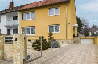 Haus kaufen in Horst-Schork-Str. 93, 67069 Oppau, Exklusives Wohnen in bester Lage von Oppau