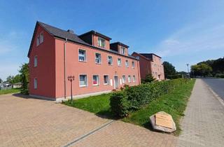 Wohnung mieten in Wüstenfelder Straße 12, 18519 Brandshagen, Gemütliche 3-Zimmer-Wohnung in Brandshagen zu vermieten. NEU renoviert!