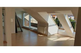 Wohnung mieten in 71336 Waiblingen, Helle, großzügige 3-Raum-DG-Wohnung mit neuer EBK in Hohenacker