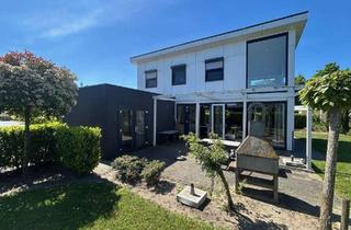 Anlageobjekt in 41849 Wassenberg, Charmantes Luxus Chalet für die ganze Familie – Nähe Roermond