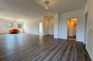 Büro zu mieten in 63579 Freigericht, Helle, sanierte Gewerbefläche in ruhiger Lage – perfekt als Büro oder Praxis.