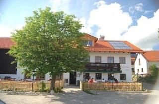 Mehrfamilienhaus kaufen in 83129 Höslwang, Saniertes Investitionsobjekt mit flexiblem Nutzungskonzept in einmaliger Lage von Höslwang