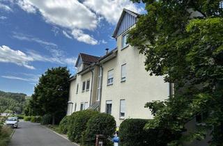 Wohnung kaufen in Fliederweg, 08112 Wilkau-Haßlau, Schöne 4RW im EG, idyllische Terrasse + Gartenhof + Stellpl., Tageslicht-Küche und -Bad, vermietet!