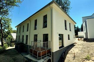 Haus mieten in 09120 Chemnitz, NEUBAU-ERSTBEZUG - Reihenhäuser mit modernem Wohnkomfort direkt am Stadtpark von Chemnitz