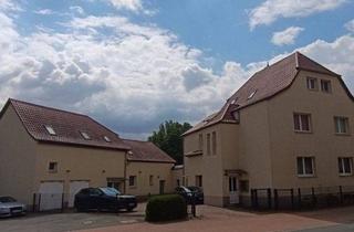 Anlageobjekt in 30926 Seelze, Ausbaufähiges Mehrfamilienhaus in Seelze zu verkaufen.