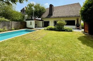 Villa kaufen in 63069 Offenbach, Offenbach - Repräsentativ und top gepflegt: Exclusive kleine Villa in Offenbach-Buchrain!