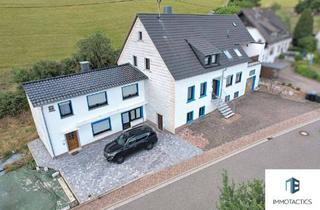 Haus kaufen in 67744 Hoppstädten, Hoppstädten - Modernisiertes Zweifamilienhaus über 272 qm & 6 Stellplätzen - Mehrgenerationentraum in Hoppstädten