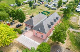 Haus kaufen in 66706 Perl, Perl - Rarität: ROTHAUS + Idyllische Lage direkt an der Mosel Grenze zu Remich Luxemburg + wunderschönes Panorama + ca. 3789 m2 Grundstück