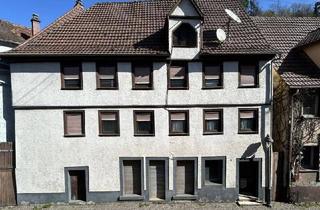 Haus kaufen in 75305 Neuenbürg, Neuenbürg - 2-Familienhaus mit Ladeneinheit im Zentrum von Neuenbürg