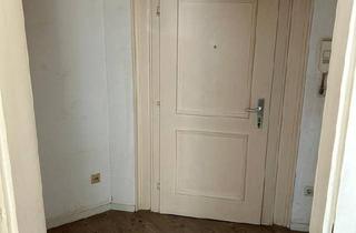 Wohnung kaufen in 74564 Crailsheim, Crailsheim - 2 Zimmer Eigentumswohnung Altbau