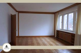 Wohnung kaufen in 33332 Gütersloh, Großzügige Wohnung mit außergewöhnlichem Gestaltungspotenzial nahe Gütersloh‑Zentrum